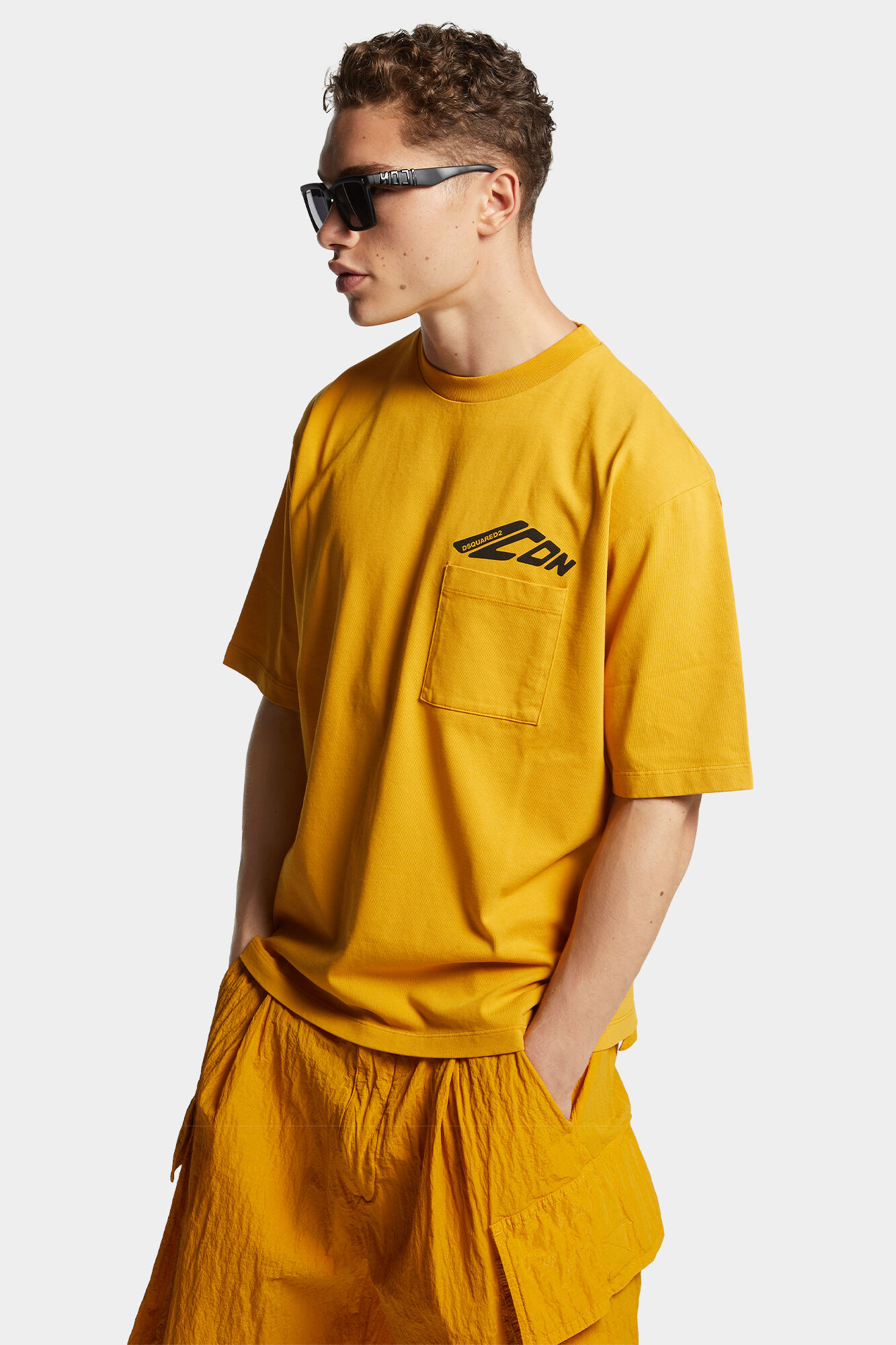 Icon New Generation Loose Fit Pocket T-Shirt