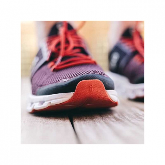 On Cloudswift Plum / Dawn