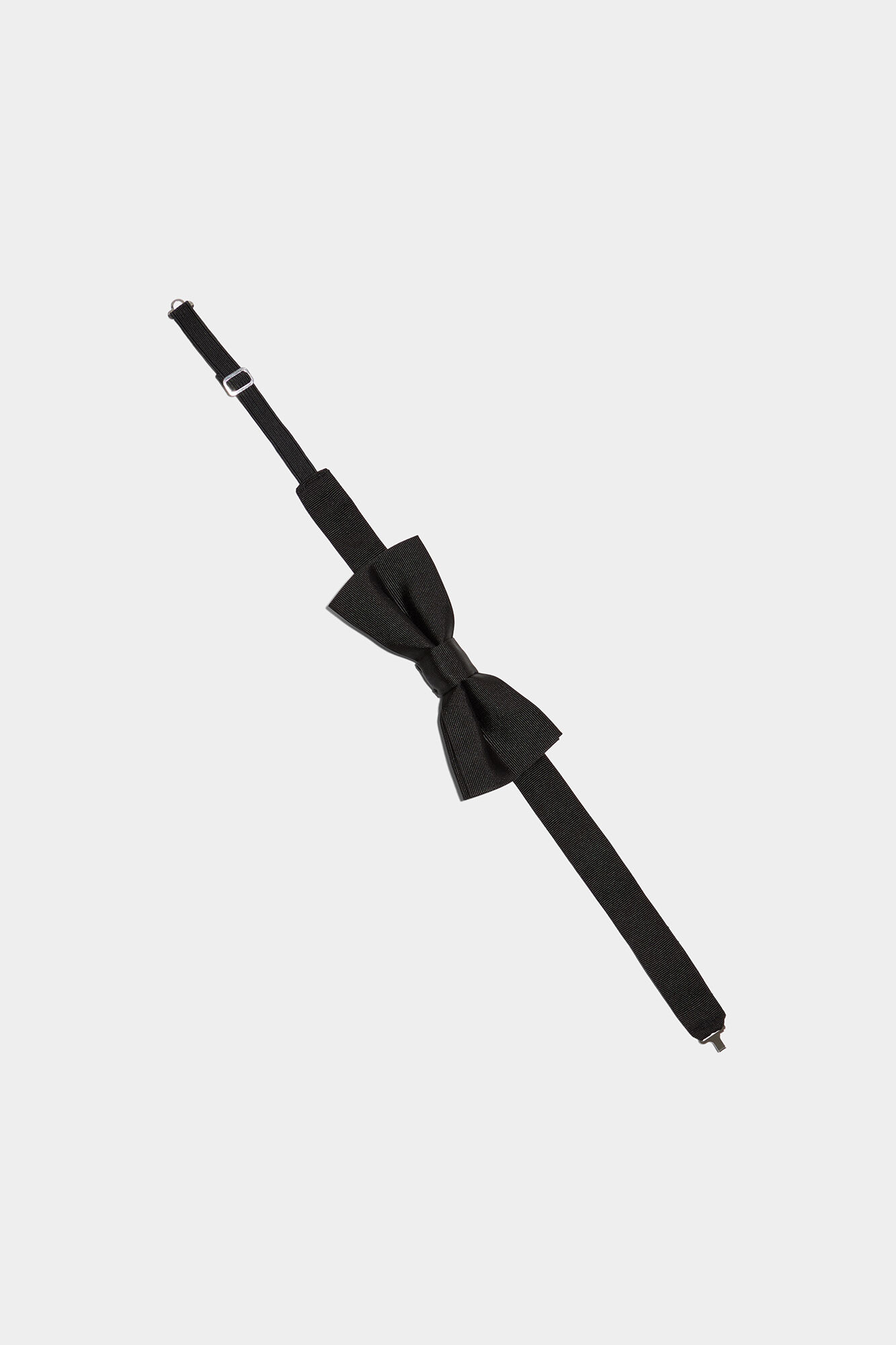D2 Classic Bow Tie