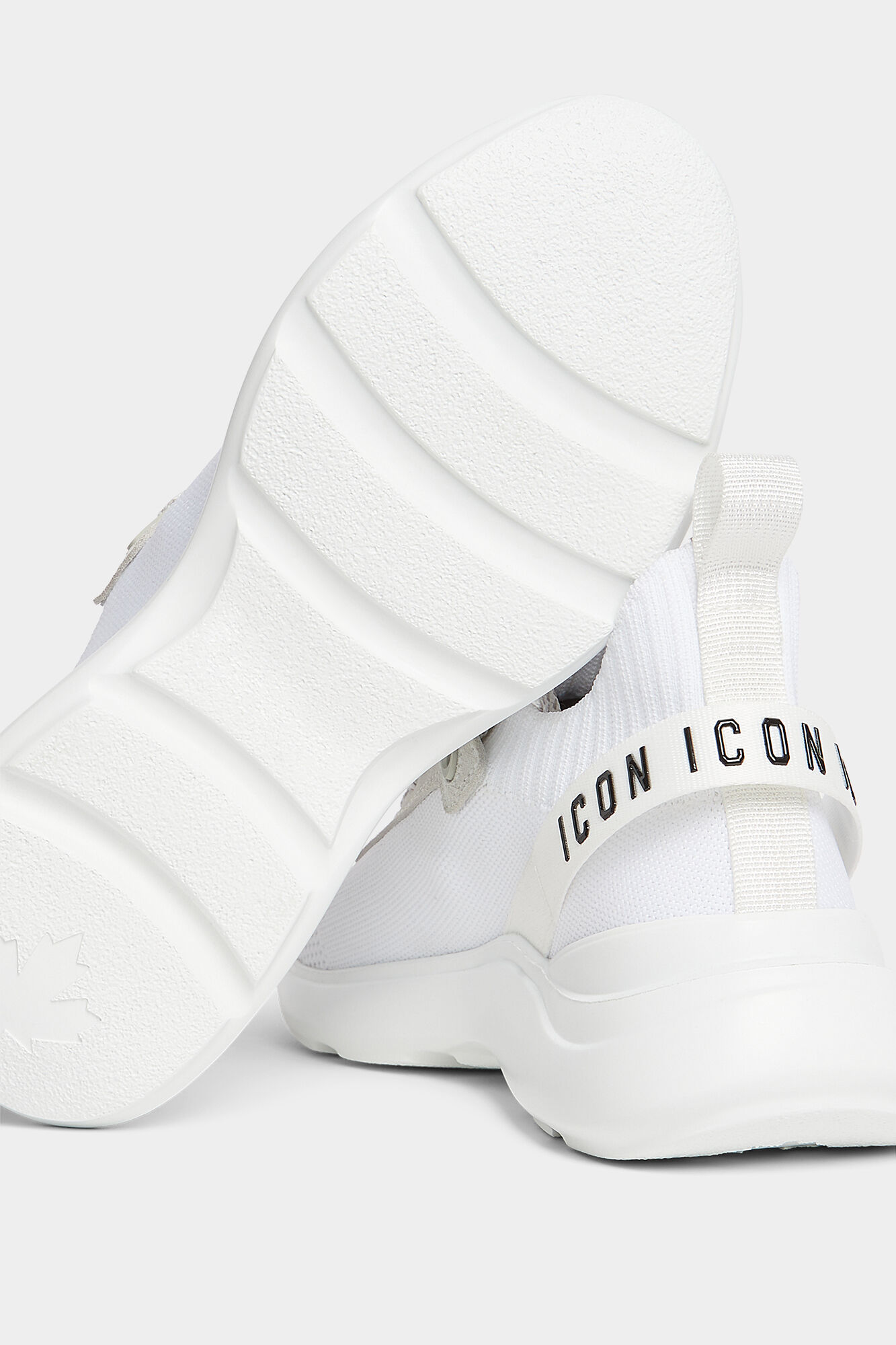Icon Fly Low Top Sneakers