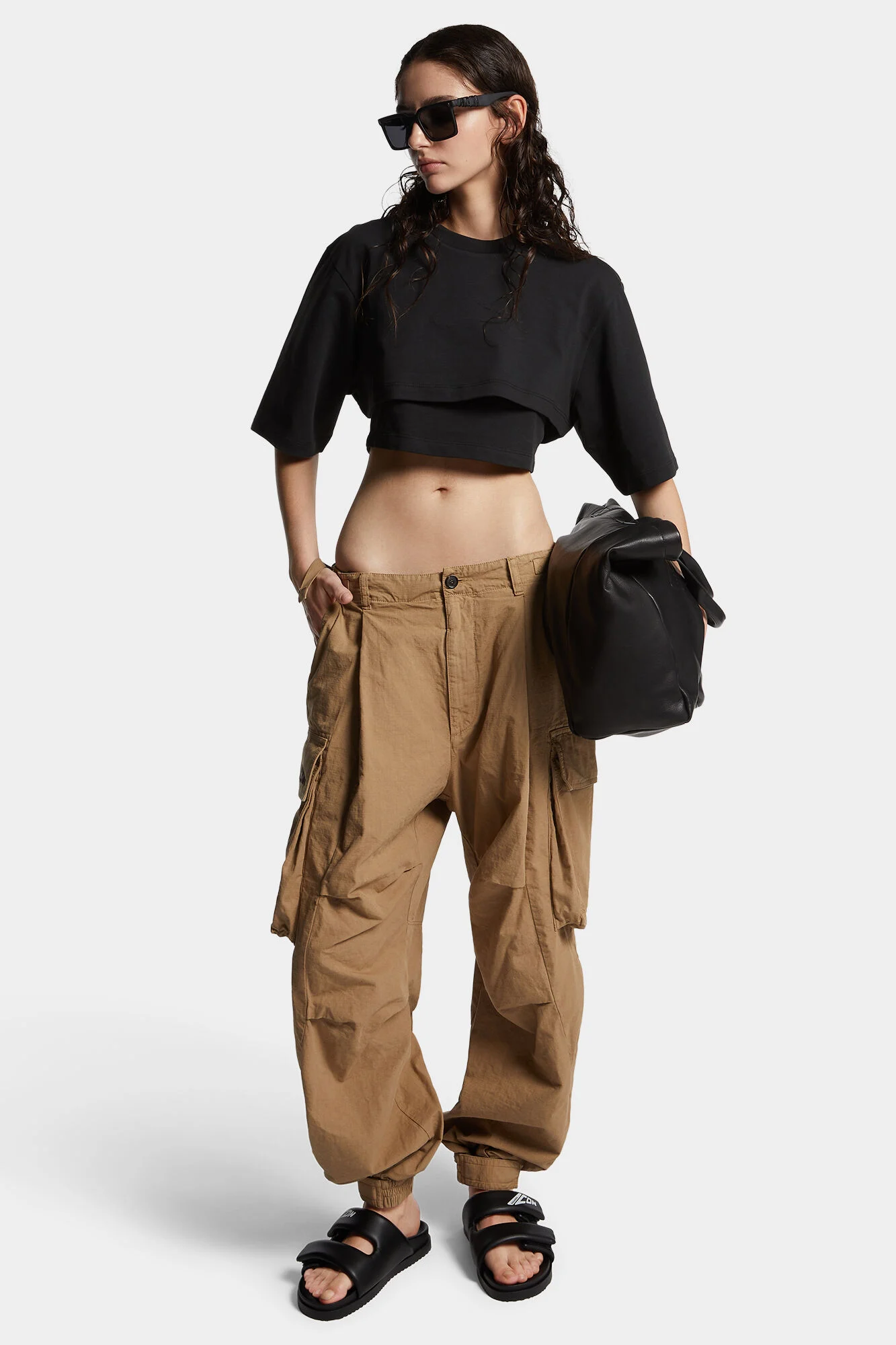 Cropped Loose Fit Icon New Generation T-Shirt