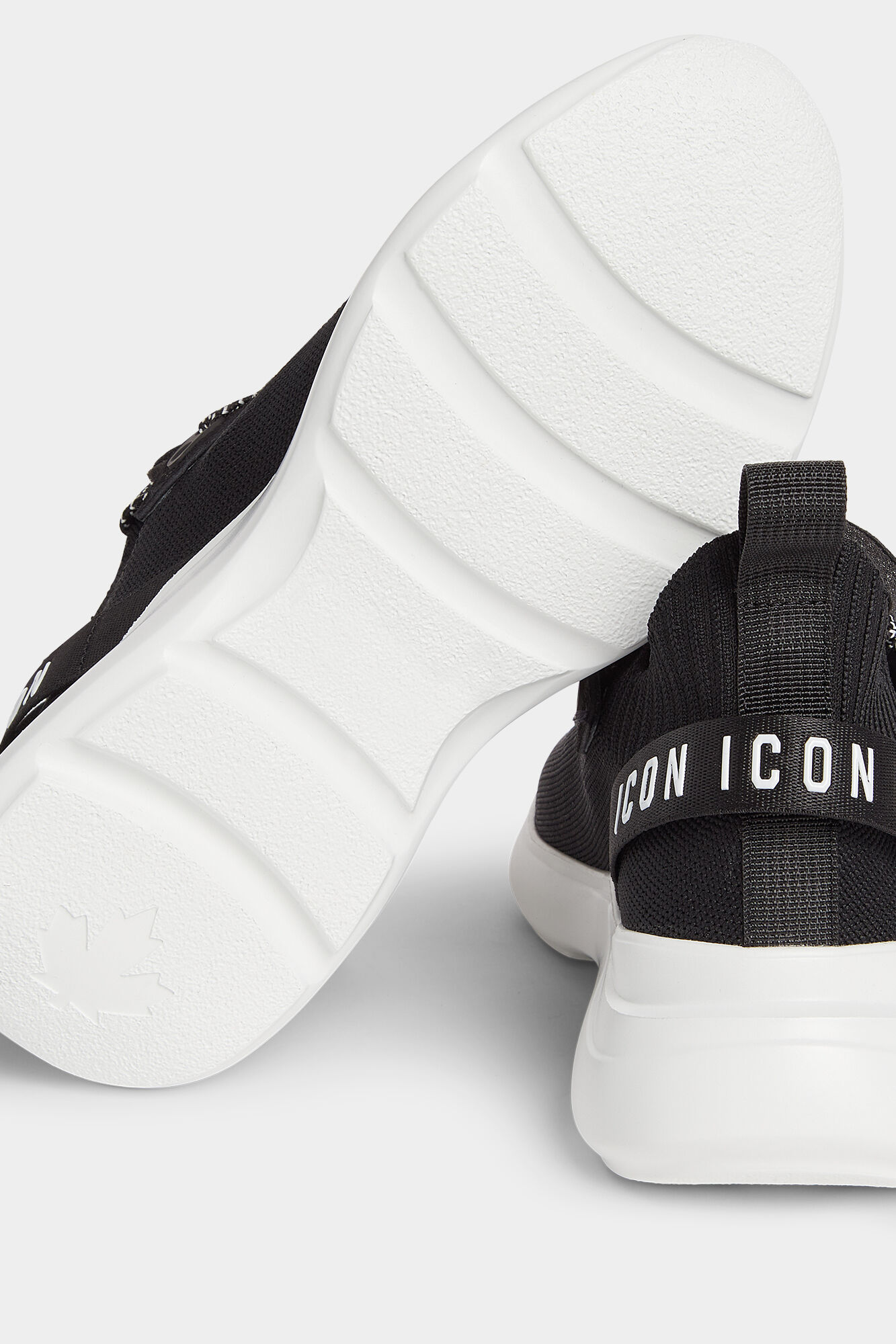 Icon Fly Low Top Sneakers