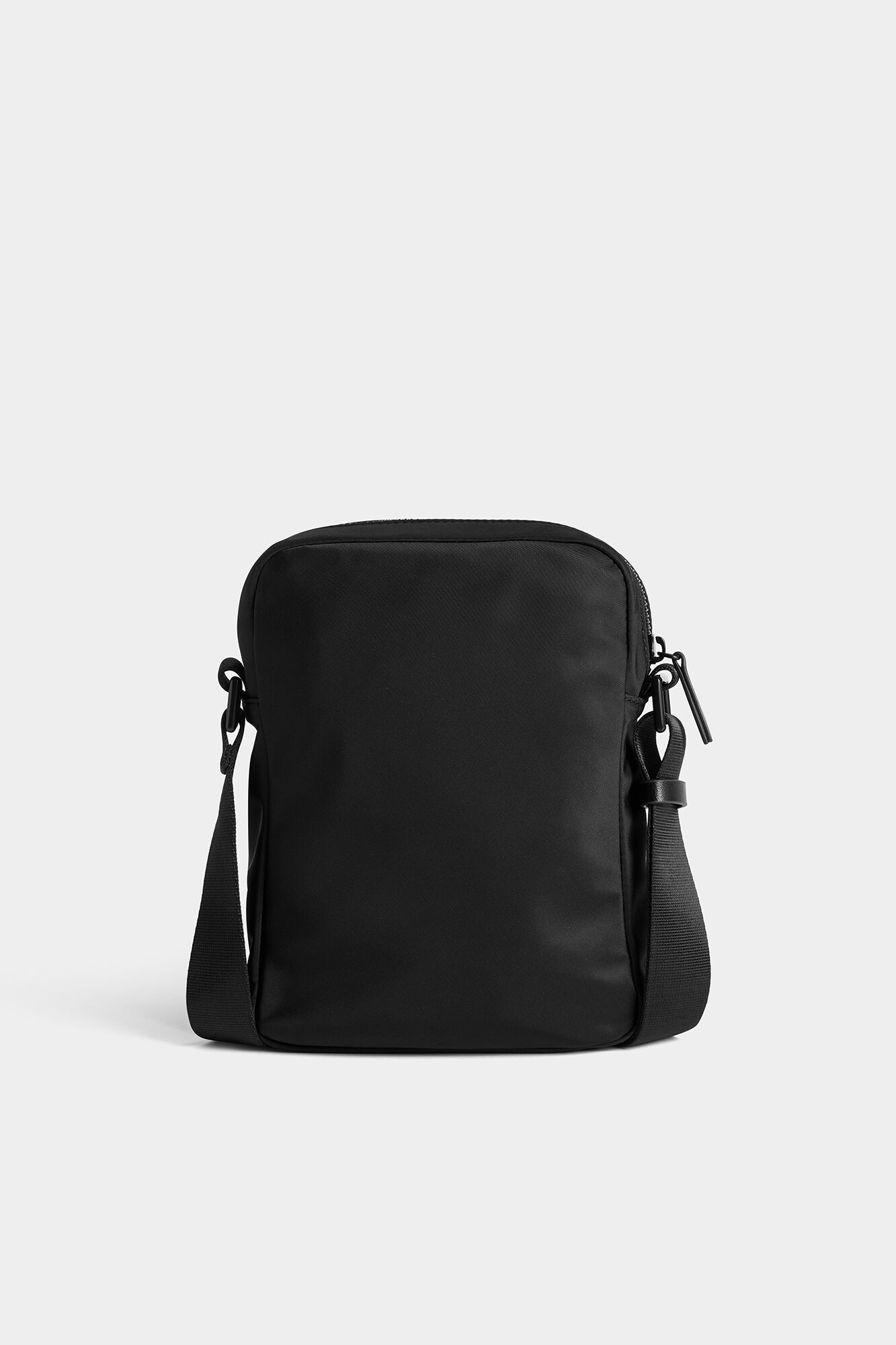 Icon Crossbody