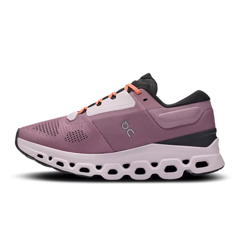 Women's Cloudstratus 3