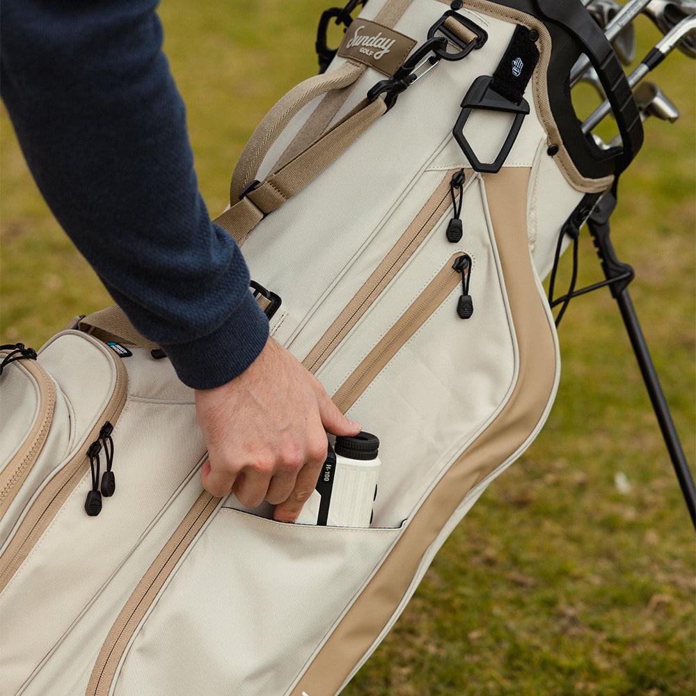 Sunday Golf Ryder ’23 Stand Bag  – Toasted Almond