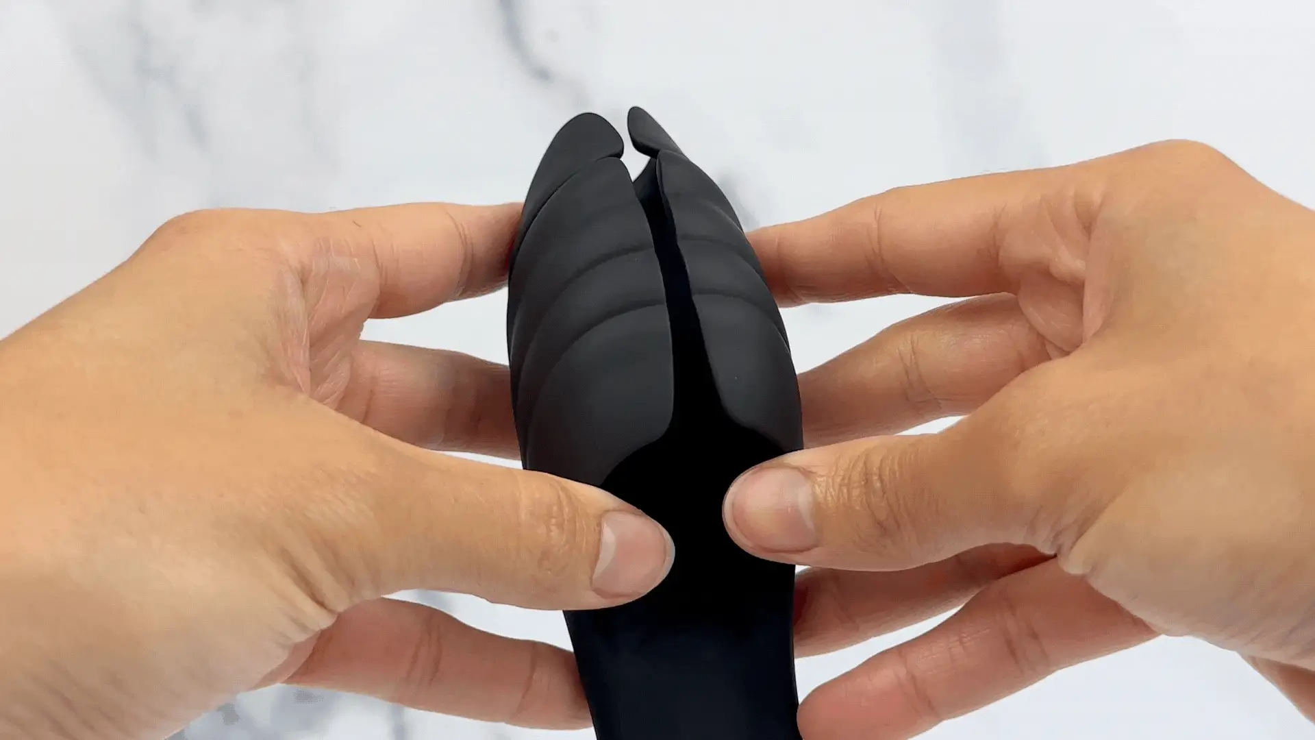 Mio Vibrating Penis Massager